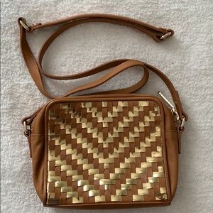 Milly crossbody